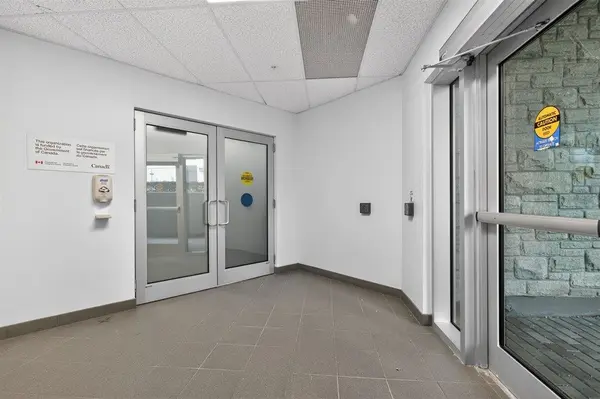 685 Sheppard AVE E #G04, Toronto C15, ON M2K 1B6