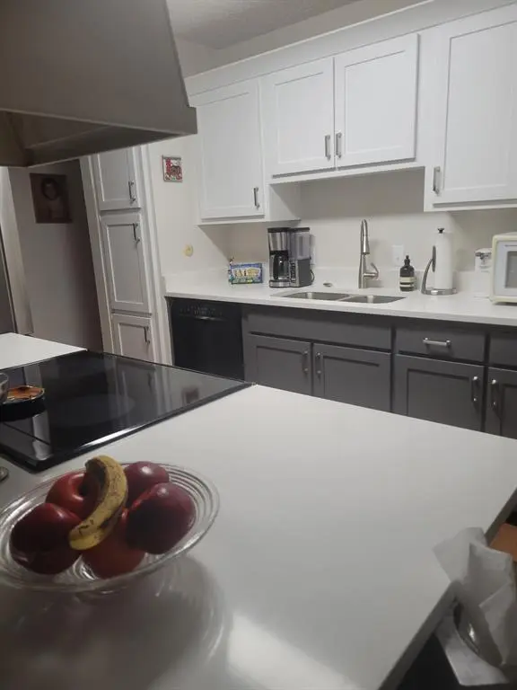 7625 Portman Avenue, Fort Worth, TX 76112