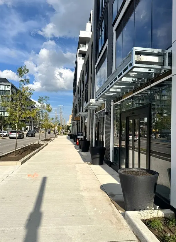 801 The Queensway N/A #202, Toronto W07, ON M8Z 6A8