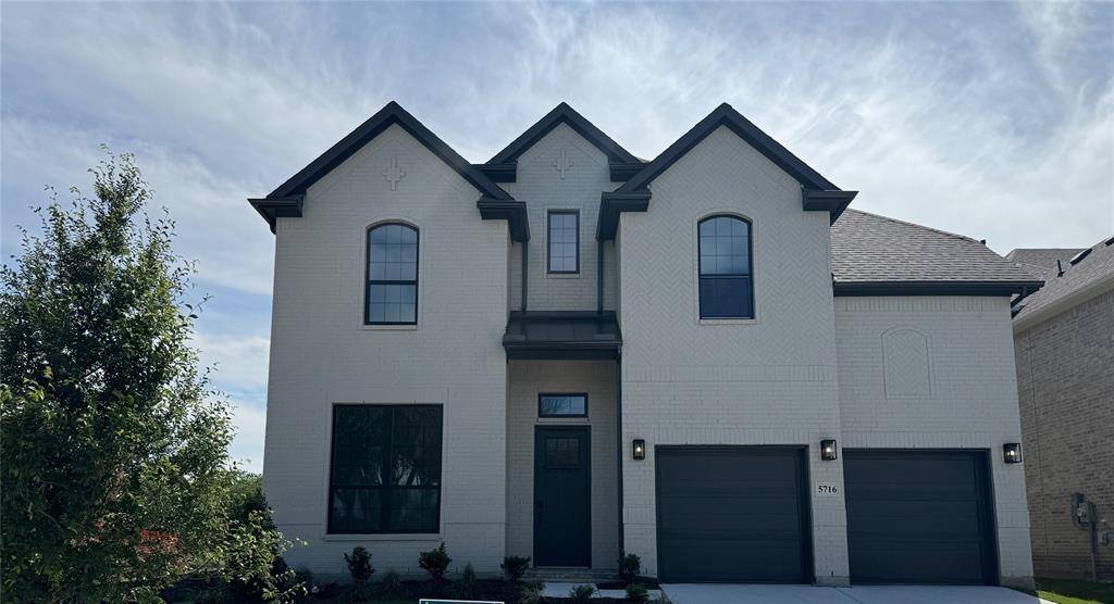 5716 Glynda Drive, North Richland Hills, TX 76180