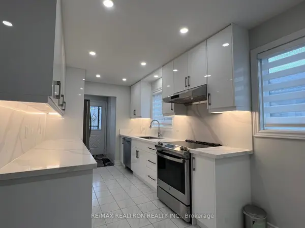 163 Ingleton BLVD #Upper, Toronto E07, ON M1V 1Z8