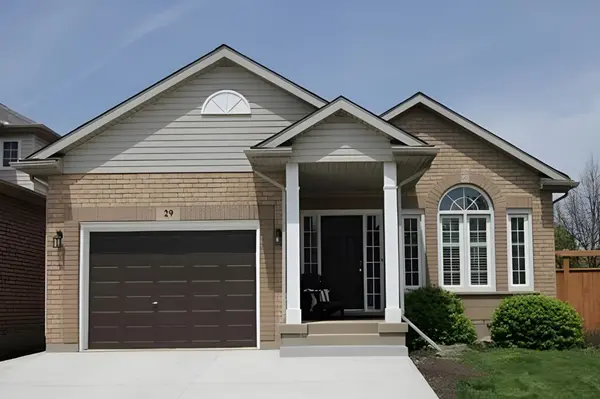 29 Summers DR, Thorold, ON L2V 5C4