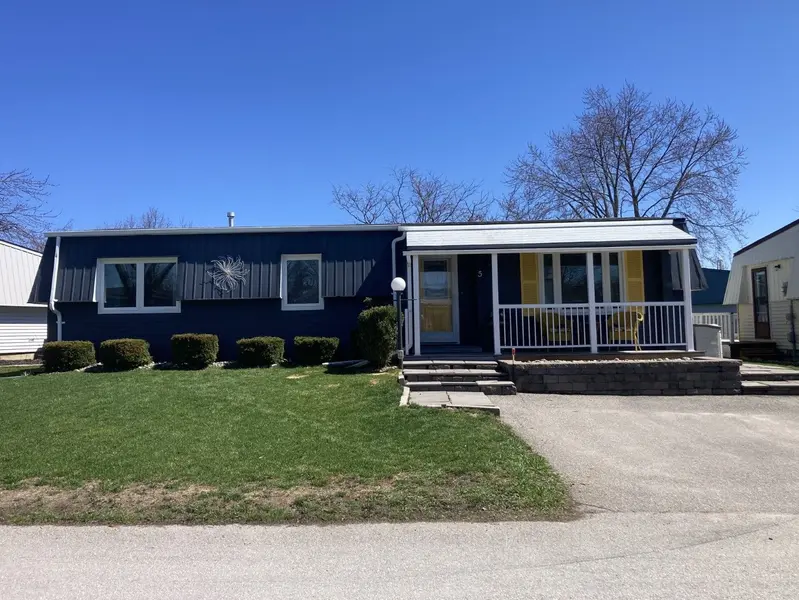 5 Terra Nova Arm N/A, Innisfil, ON L9S 1S1
