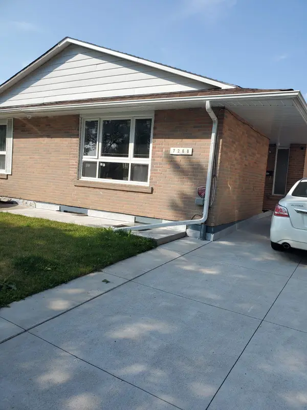 7268 Redfox RD #Upper, Mississauga, ON L4T 2L8