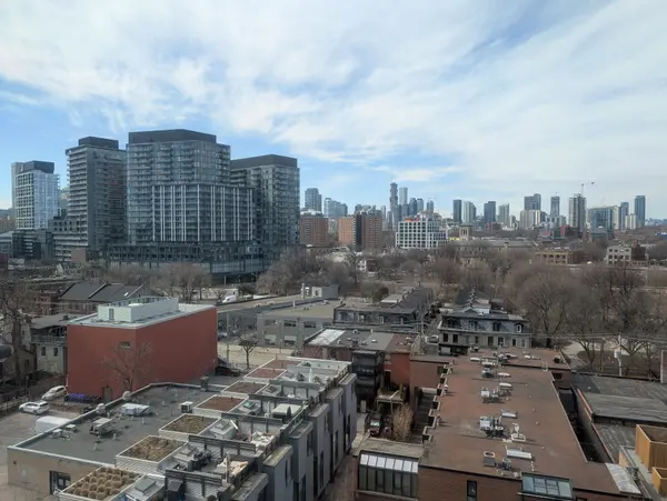28 EASTERN AVE #924, Toronto C08, ON M5A 0Y2