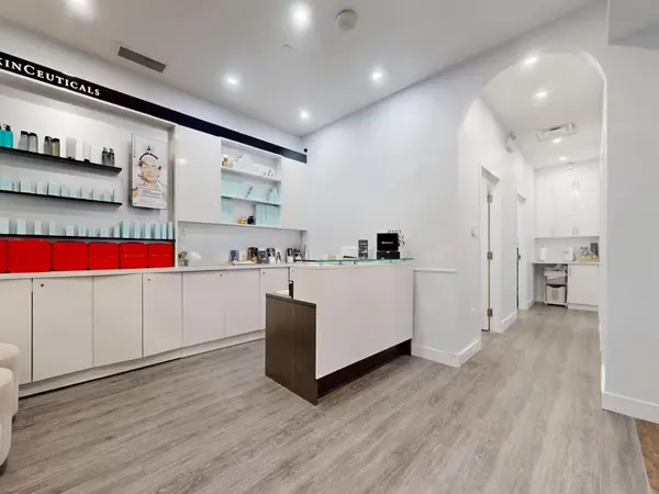7181 Yonge ST #169 & 170, Markham, ON L3T 0C7
