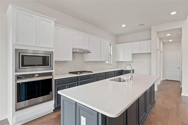 3513 Twin Pond Trail, Fort Worth, TX 76040