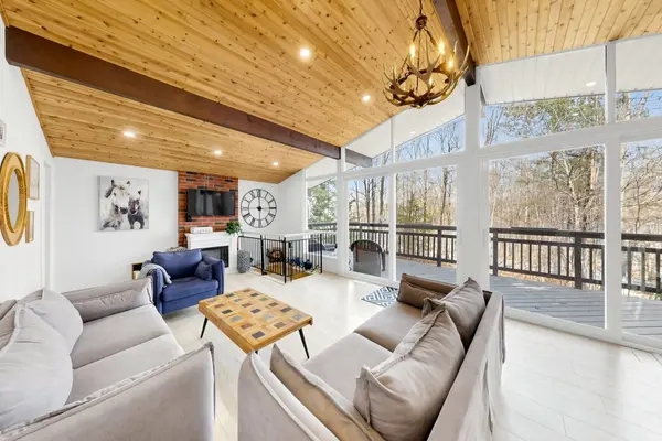 28 Timcourt DR, Tiny, ON L9M 0B9