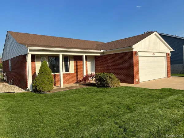 24407 Westpointe ST, Brownstown Charter Township, MI 48183