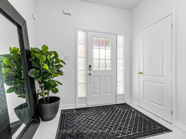 16 Albery RD, Brampton, ON L7A 0K7