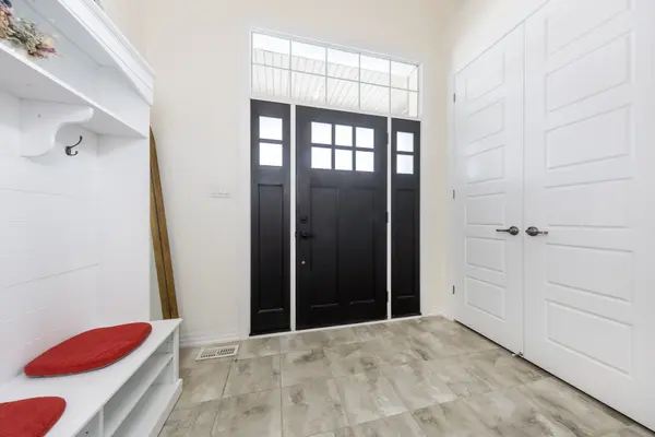 3314 Mintwood CIR, Oakville, ON L6H 0N6