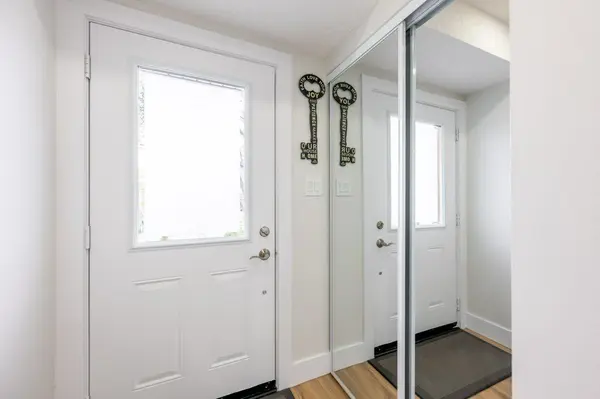 185 Highland CRES #2, Kitchener, ON N2M 5P8