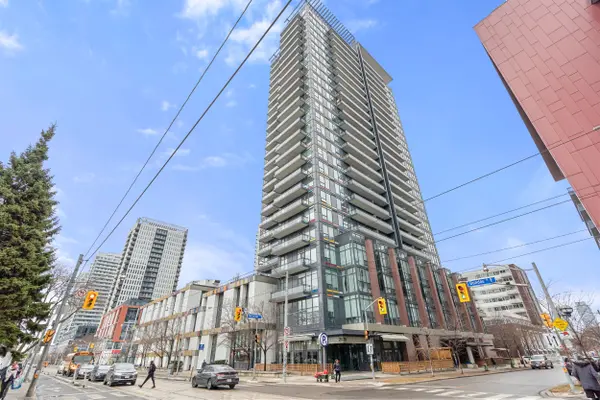225 Sackville ST #2503, Toronto C08, ON M5A 0B9