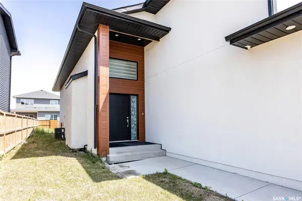106 Kenaschuk CRESCENT, Saskatoon, SK S7W 0Y6