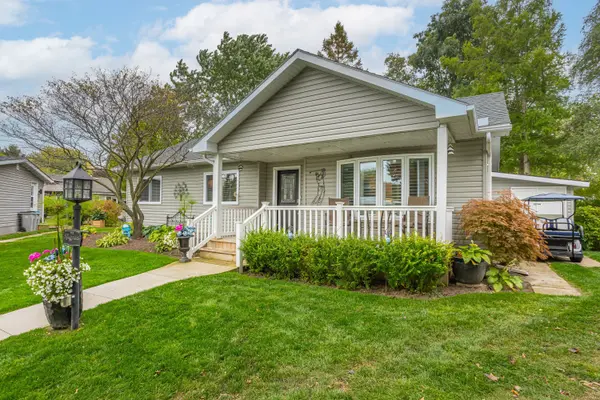 162 Mississauga PL, South Huron, ON N0M 1T0