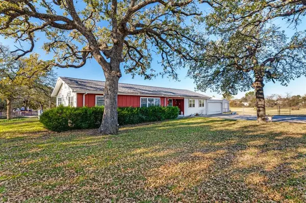 2005 W Highway 199, Sanctuary, TX 76082