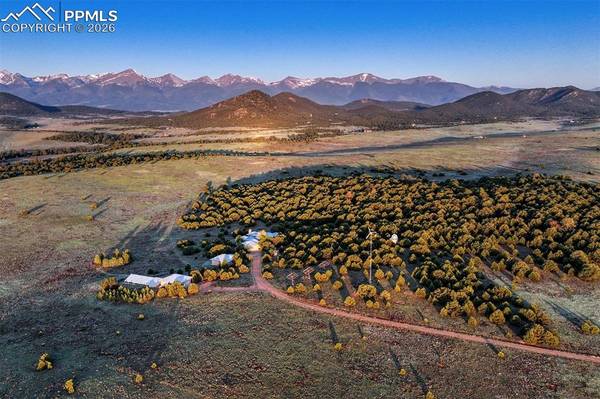 99 Bradburn RD, Cotopaxi, CO 81223
