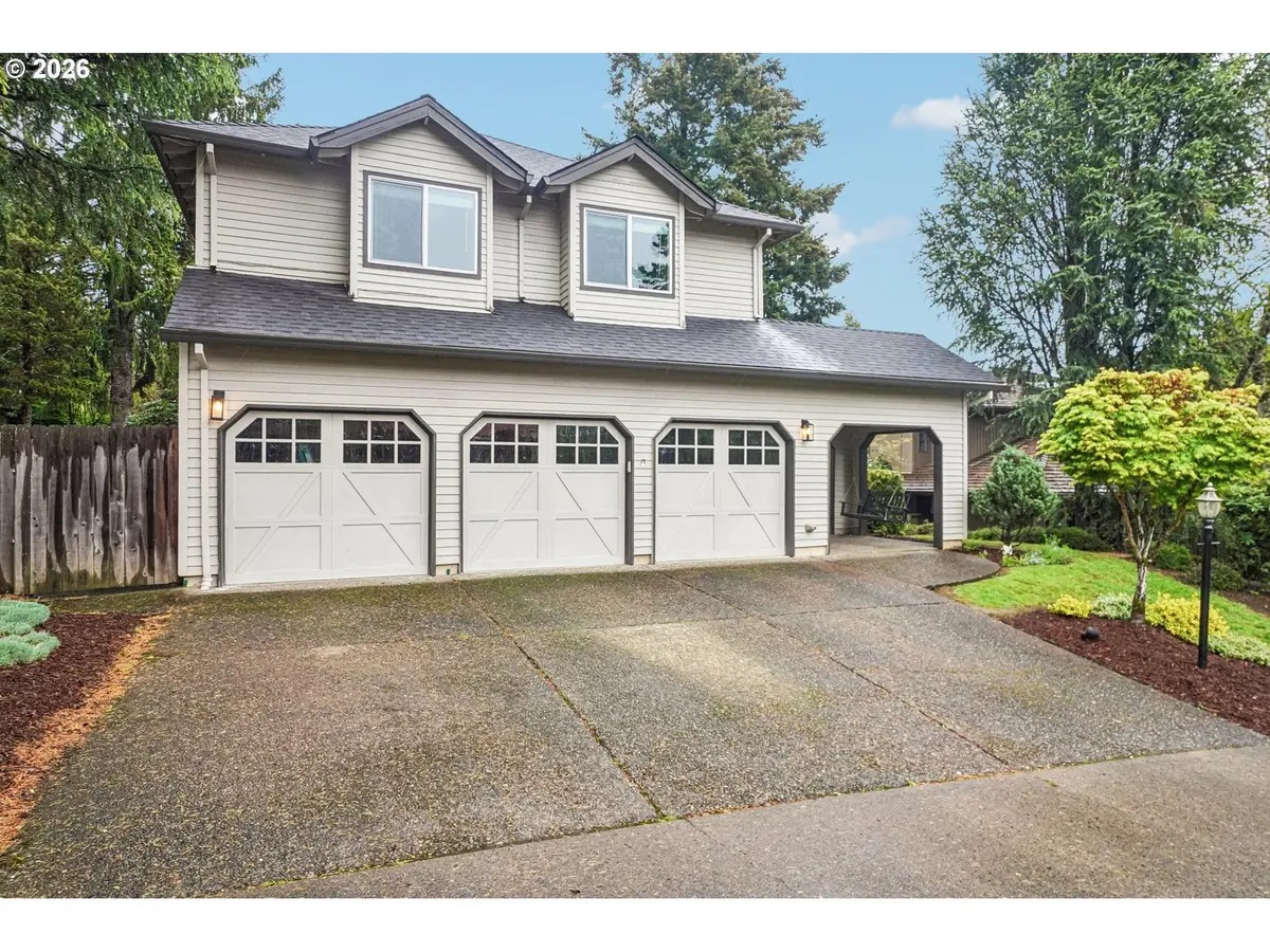 14232 MEADOW GRASS ST, Lake Oswego, OR 97035