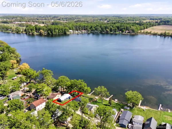 4168 Lakeview DR, Attica Township, MI 48412