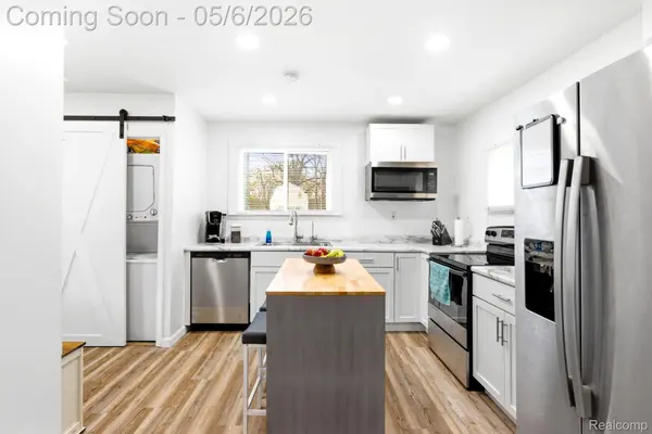 4168 Lakeview DR, Attica Township, MI 48412