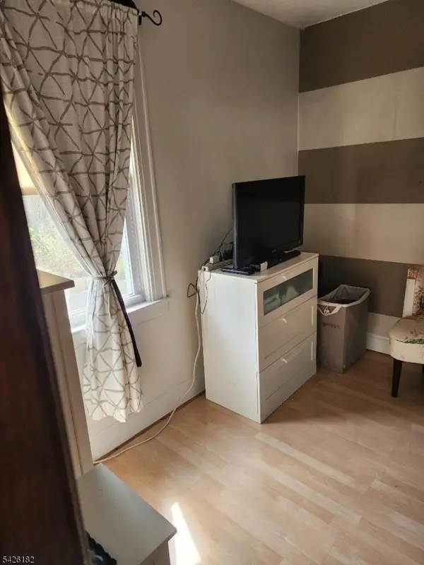 8106 Grand Ave, North Bergen Twp., NJ 07047
