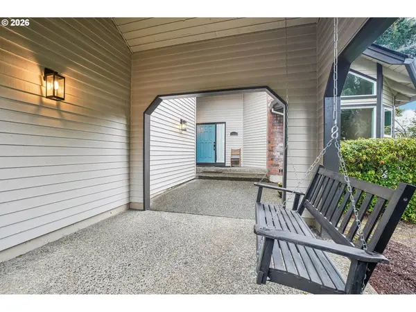 14232 MEADOW GRASS ST, Lake Oswego, OR 97035