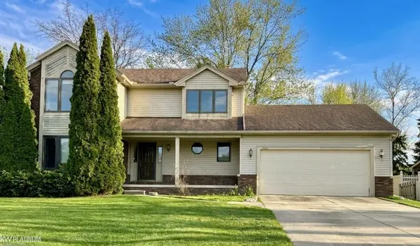 1701 S Delano ST, St Clair, MI 48079