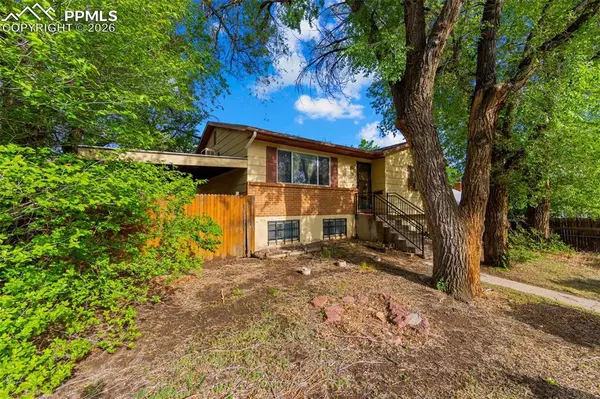 717 S Cedar ST, Colorado Springs, CO 80903