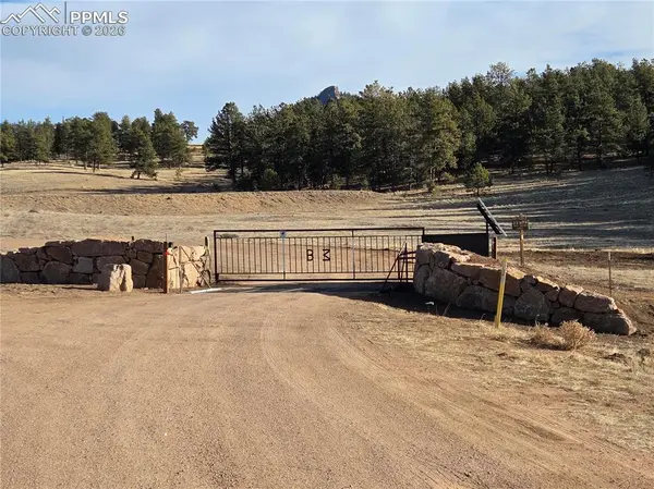 409 Wind Dancer CIR, Florissant, CO 80816