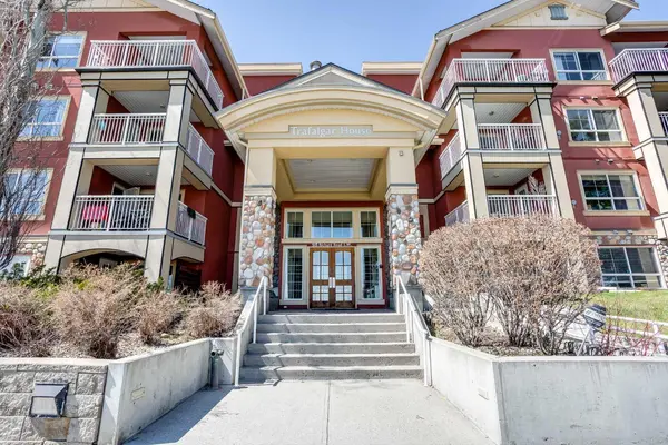 5115 Richard RD SW #216, Calgary, AB T3E7M7