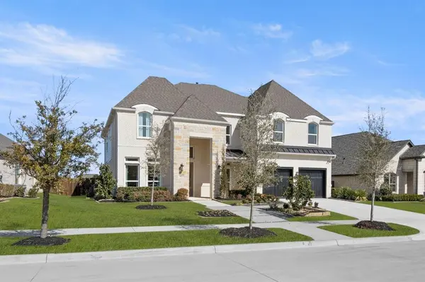 613 Majestic Oak Lane, Waxahachie, TX 75165