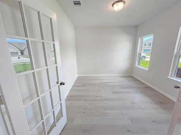 304 Heritage Grove Road, Blue Ridge, TX 75424