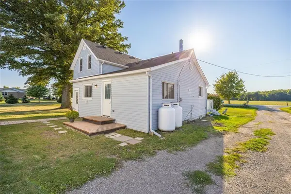 1224 Brigden Road, Sombra, ON N0P 2H0