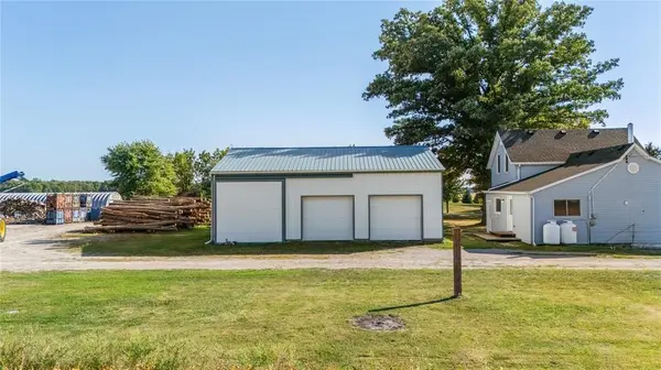 1224 Brigden Road, Sombra, ON N0P 2H0