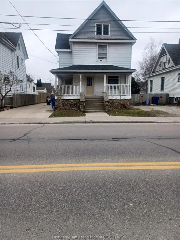 278 Queen Street South West, Chatham, ON N7M 2H4