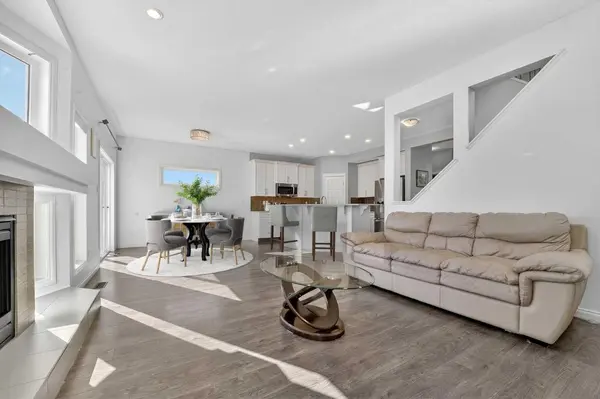 678 Twinriver CRES W, Lethbridge, AB T1J 5G1