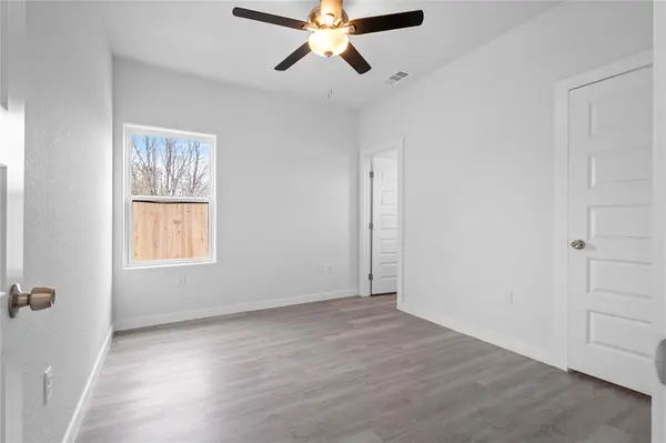 2222 Cedarwood Trail, Granbury, TX 76048