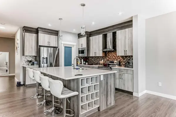 197 Baysprings GDNS SW, Airdrie, AB T4B5C5