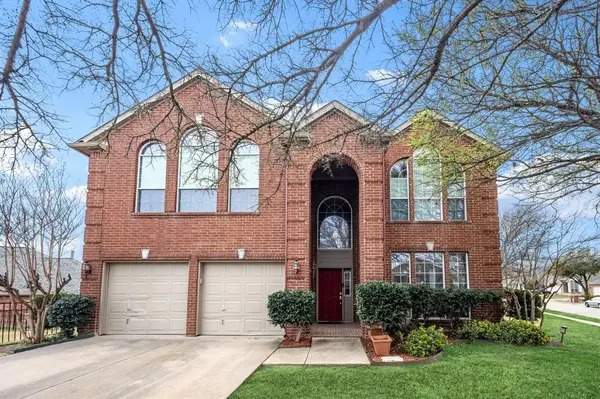 4116 Walnut Creek Court, Fort Worth, TX 76137