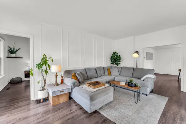 135 Poplar AVE, Halton Hills, ON L7J 2E3