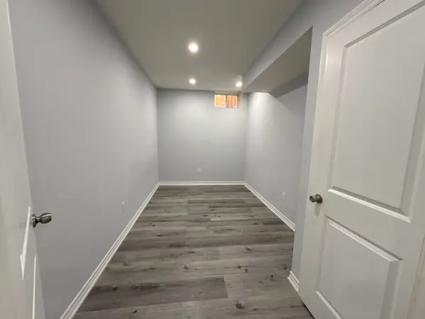 11 Northern Breeze CRES #Lower, Whitby, ON L1R 0P4