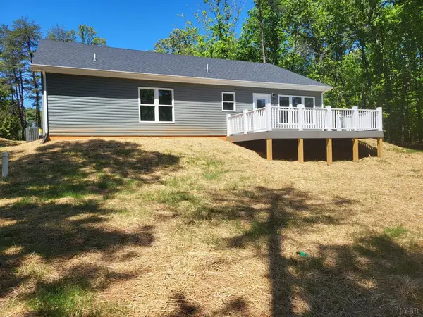 371 Pettigrew DR, Concord, VA 24538