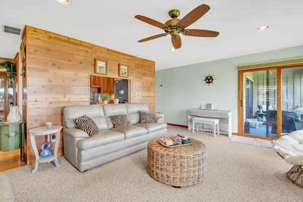 7214 2nd ST, Burtchville Township, MI 48059