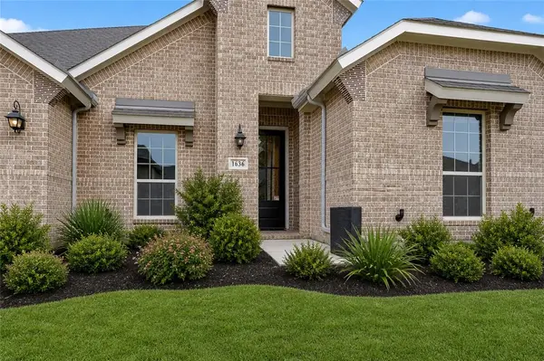 1636 Hydrangea Lane, Celina, TX 75078
