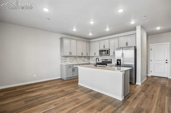 1439 Ducett HTS, Colorado Springs, CO 80904