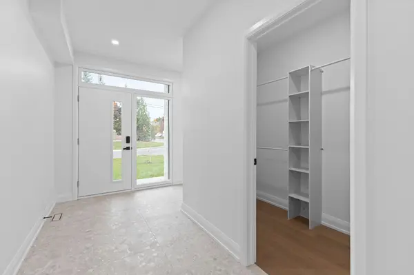 6819 Notre Dame ST, Orleans - Convent Glen And Area, ON K1C 1H4