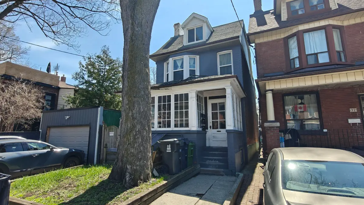 35 Lindsey AVE, Toronto C01, ON M6H 1E2