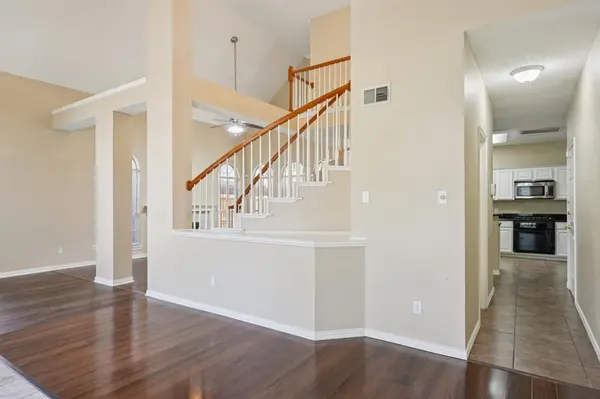 9354 Riverwalk Lane, Irving, TX 75063