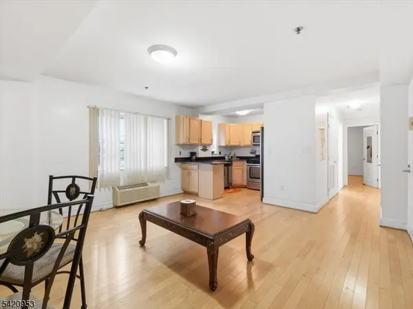 70 S Munn Ave #202, East Orange City, NJ 07018