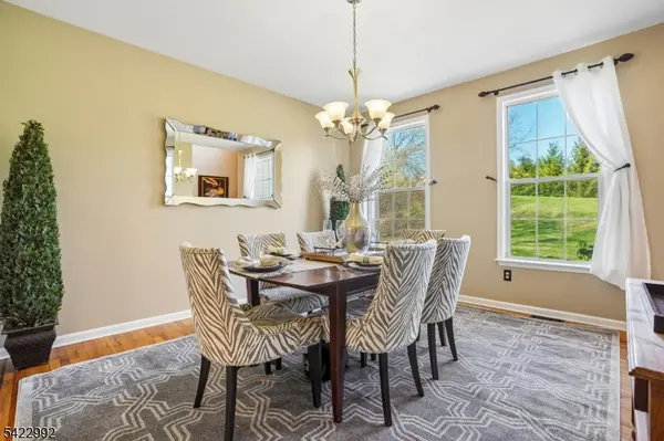 23 Midland Dr, Liberty Twp., NJ 07838